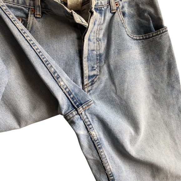 Vintage GUESS JEANS USA Men’s Size 31 Distressed Light Wash Button Fly - Picture 10 of 16